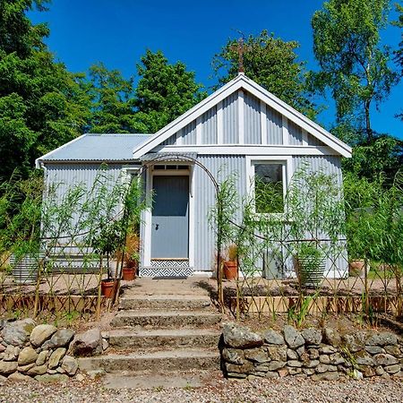 Tin Cabin In Peaceful Angus Glen Glenogil Kültér fotó